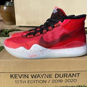 KD 12 University Red